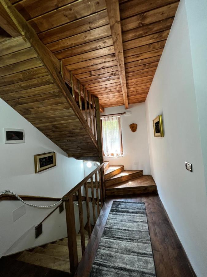 Guest House Aprripe Guri Fierza Luaran gambar